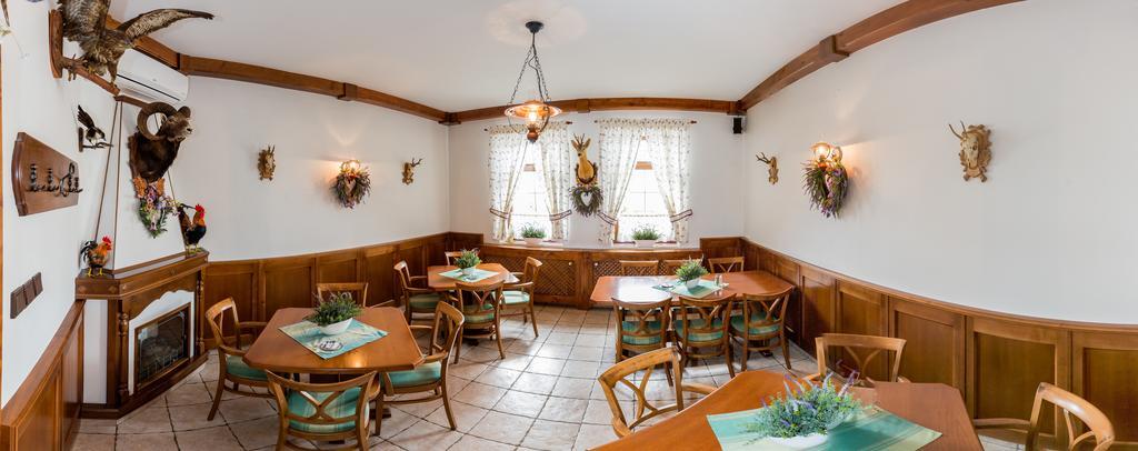 Topoľčianky 农家客栈旅馆酒店 外观 照片